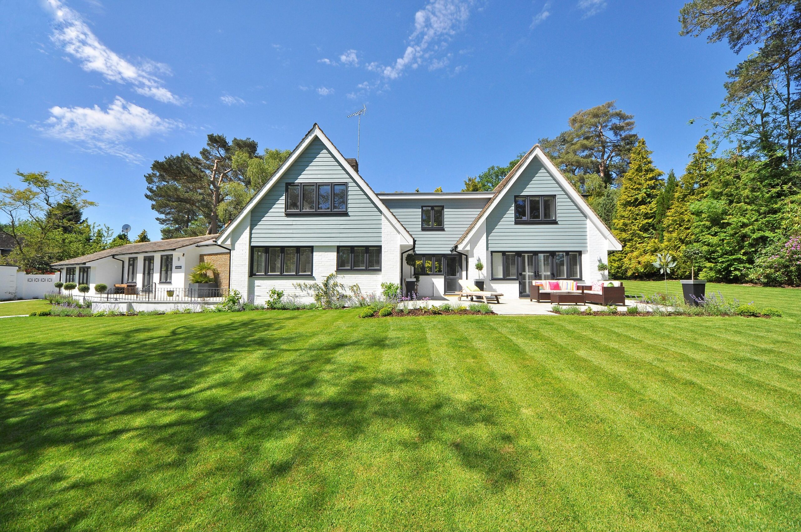 Create the outdoor space of your dreams:                            Why professional landscaping matters
